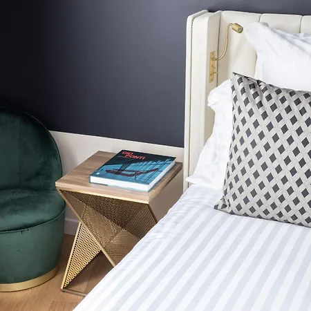Parisianer Hotel 4*
