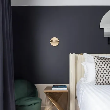 Hotell Parisianer 4*